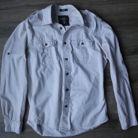 Men’s White H&M Button Up - Picture 3 of 4
